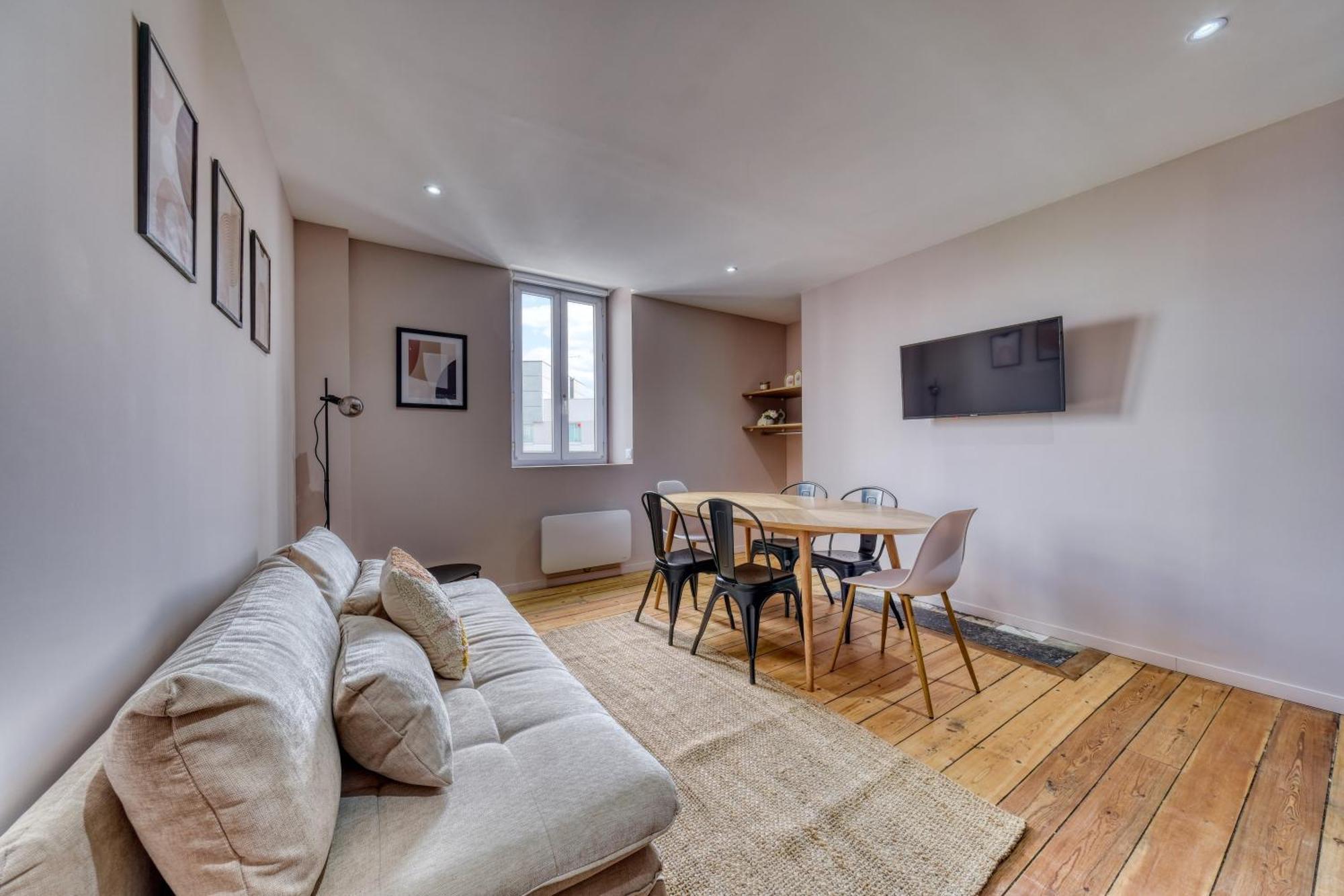 Fleurs D'azur Appartement *